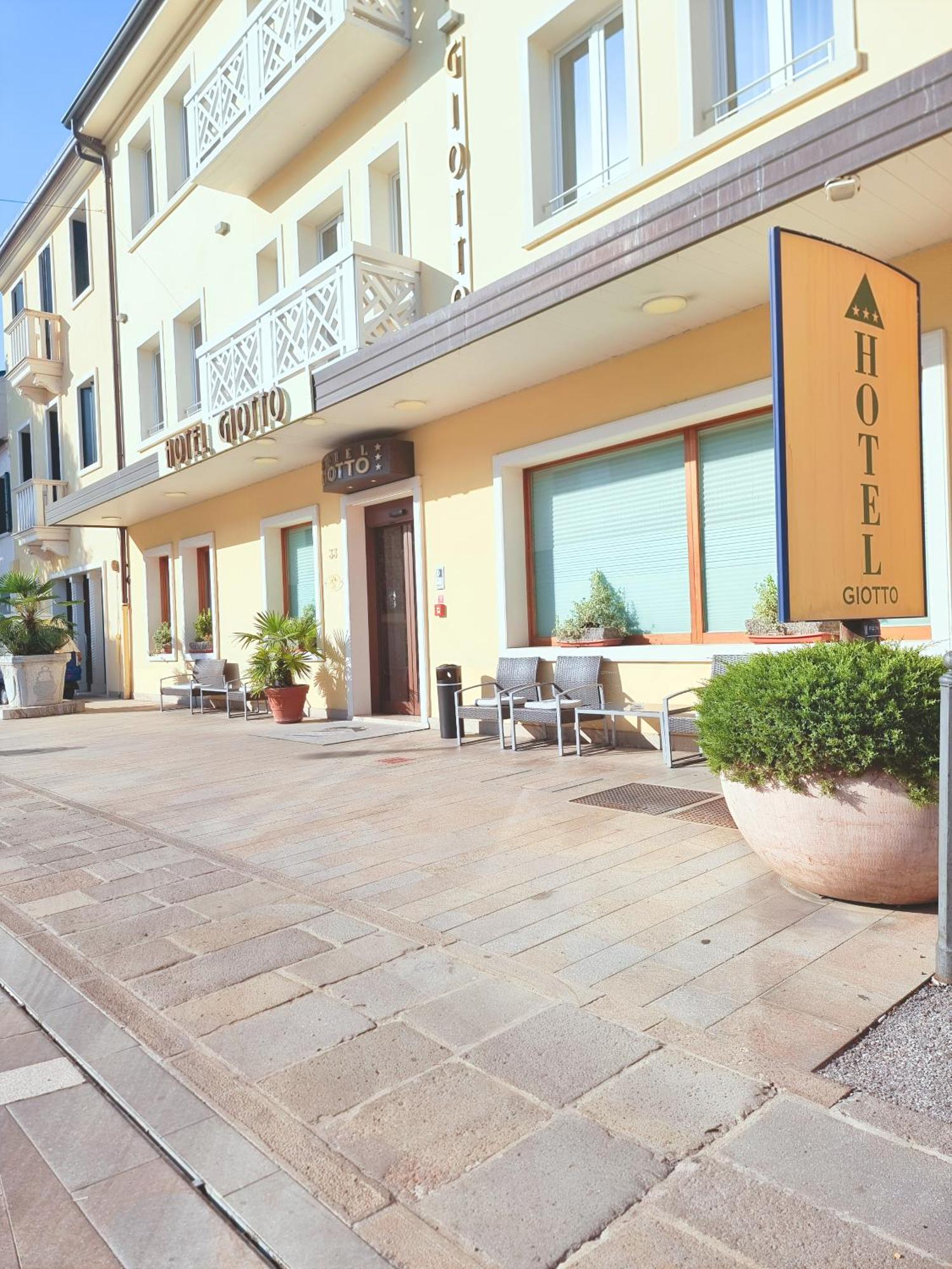 Hotel Giotto Padova Kültér fotó