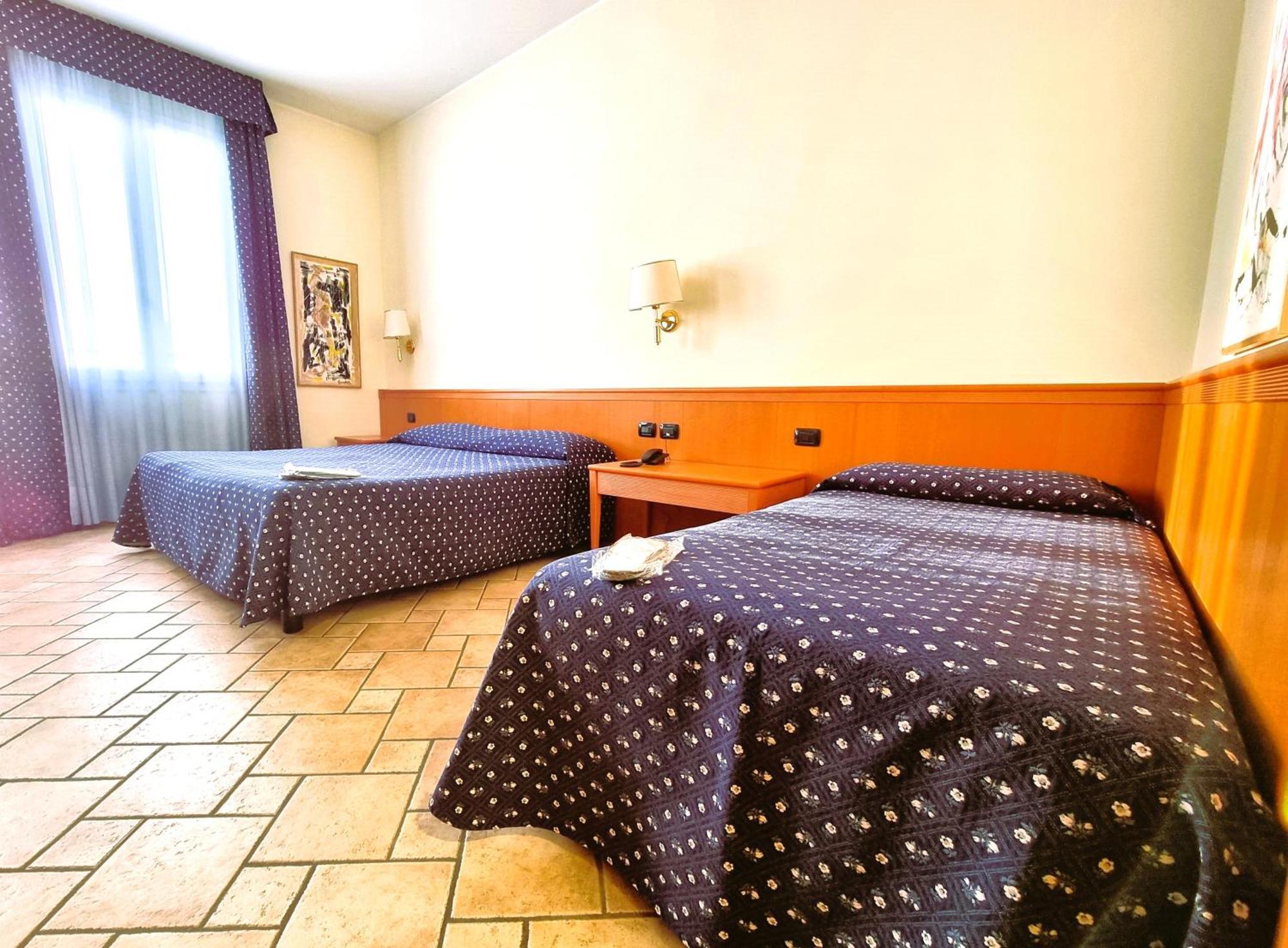Hotel Giotto Padova Kültér fotó